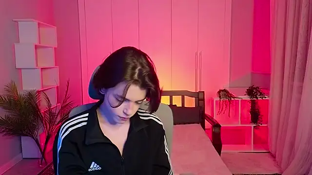 b0y fantasy online show from January 2025 06:28:01 PM