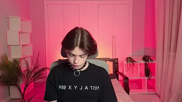 b0y fantasy online show from January 2025 04:30:02 PM