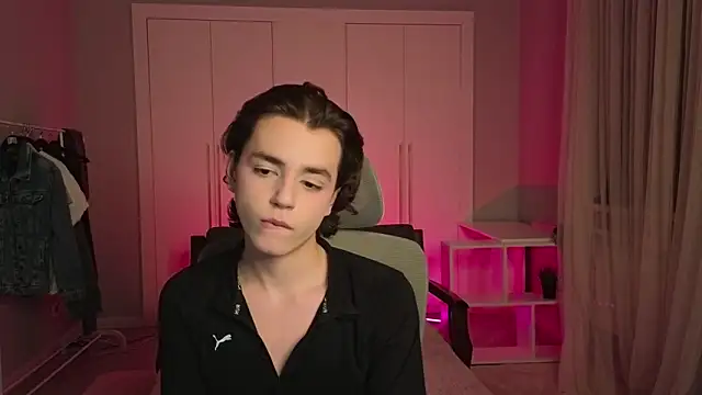 b0y fantasy online show from February 2025 08:36:02 PM