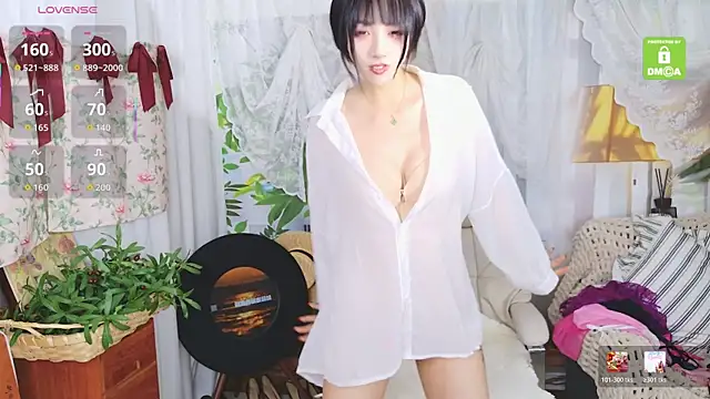 xiaotiantian-76 online show from April 2026 03:08:02 AM