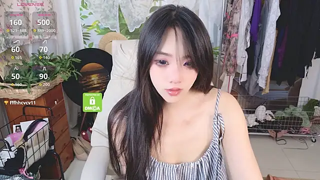 xiaotiantian-76 online show from May 2026 08:30:01 AM