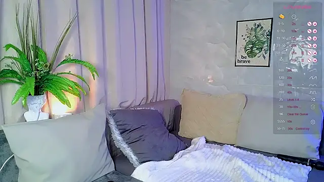 roxyyyrose online show from April 2026 06:59:02 PM