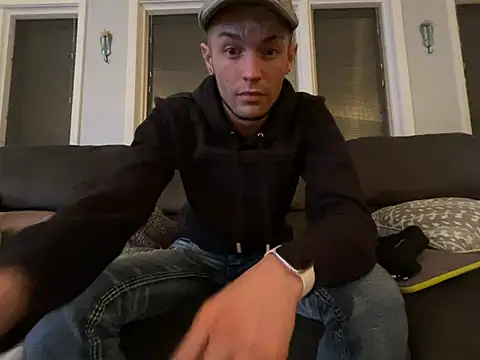 Trystan Spellman online show from April 2026 06:43:02 AM