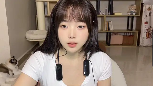 Chenjing0 online show from October 2025 02:21:01 AM