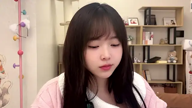 Chenjing0 online show from November 2025 02:57:02 AM