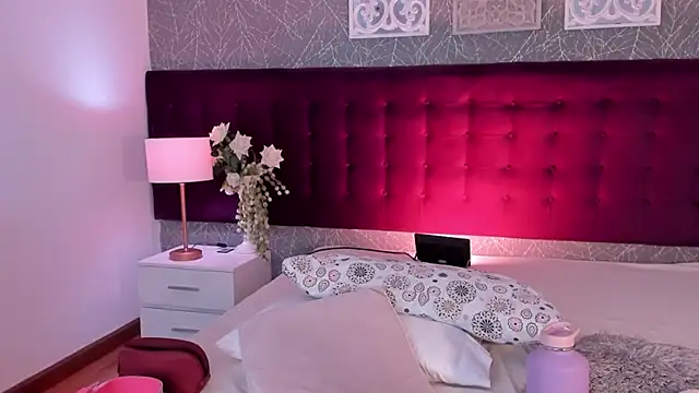 LiaCathaleya online show from February 2026 08:32:02 PM