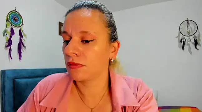 sofi saliva2511 online show from February 2025 08:22:02 PM