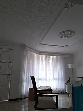 karina warthon online show from December 2025 05:31:02 PM