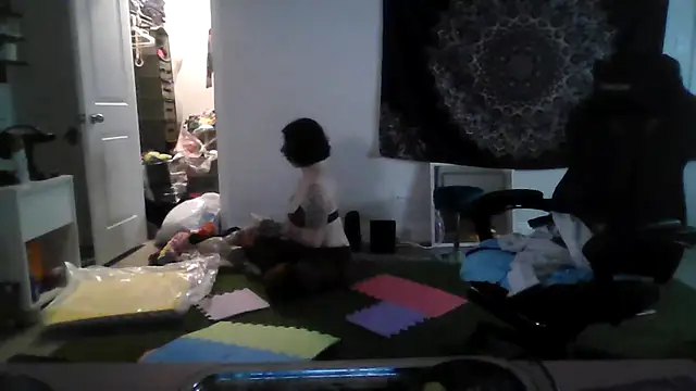 Snapshot of ParkerGYATT chatting on June 2026 08:13:01 AM ParkerGYATT online show from June 2026 08:13:01 AM