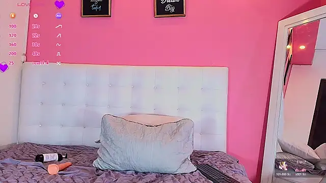 Snapshot of ebonyadiction chatting on January 2025 11:07:01 PM ebonyadiction online show from January 2025 11:07:01 PM