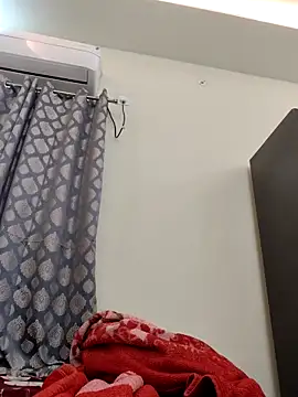 shreya1765 online show from September 2025 01:07:02 AM