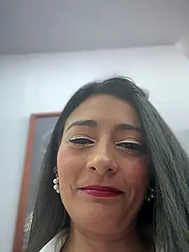 BELLA--26 online show from January 2026 01:48:02 PM