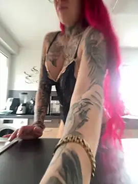 Snapshot of Mia-Fuchs chatting on February 2026 11:09:02 AM Mia-Fuchs online show from February 2026 11:09:02 AM