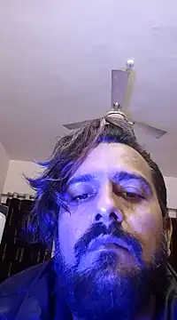 Snapshot of MAGNETICDADDY8 chatting on January 2025 01:52:02 AM MAGNETICDADDY8 online show from January 2025 01:52:02 AM