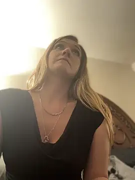 Kitty DaCocks online show from April 2026 01:08:01 AM