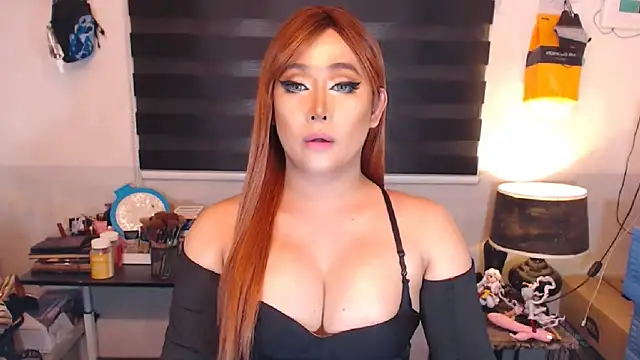 Snapshot of MistressJewel chatting on January 2025 09:11:02 PM MistressJewel online show from January 2025 09:11:02 PM