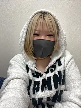 Hikaru-chan online show from March 2025 10:10:01 PM