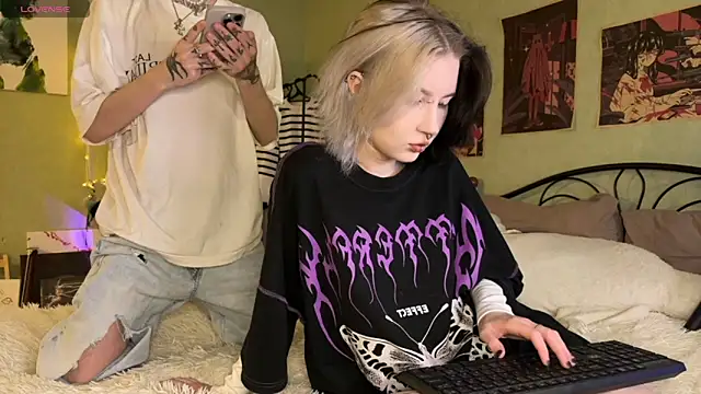 VeryRare TwinS online show from September 2025 04:33:02 PM