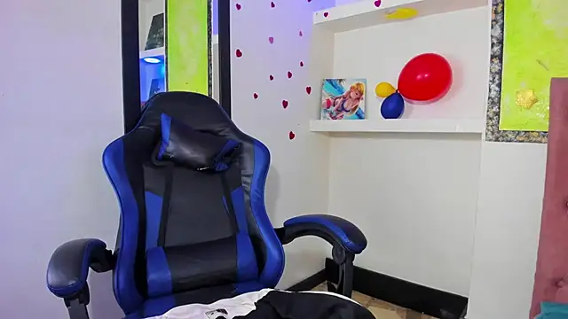 Anniee x online show from July 2026 11:57:02 AM