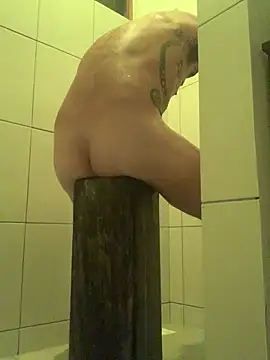 Snapshot of GoloZeusMax chatting on January 2025 05:53:02 AM GoloZeusMax online show from January 2025 05:53:02 AM