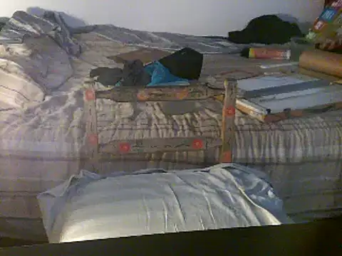 Snapshot of GoloZeusMax chatting on September 2025 06:46:01 AM GoloZeusMax online show from September 2025 06:46:01 AM