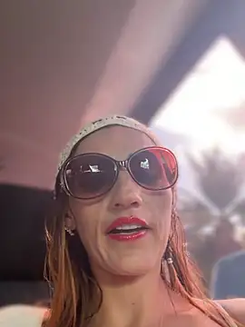 Samantha bigboobs online show from May 2026 02:12:01 PM