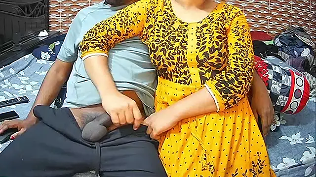 Hot Nila online show from April 2026 03:18:01 AM