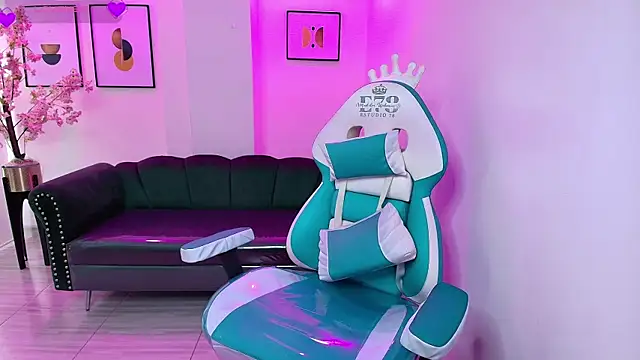 Arianna sweeet online show from September 2025 03:43:01 AM