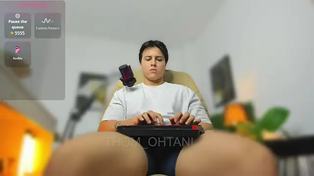 Thom Ohtani online show from April 2026 01:10:01 AM