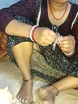 Snapshot of nikitacute23 chatting on January 2025 08:51:02 AM nikitacute23 online show from January 2025 08:51:02 AM