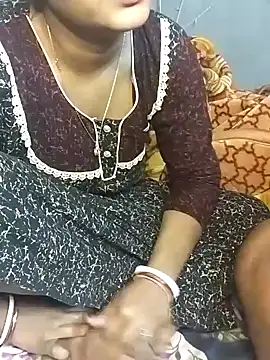 Snapshot of nikitacute23 chatting on February 2025 08:44:02 AM nikitacute23 online show from February 2025 08:44:02 AM