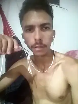 MagrinhoSaradoo online show from February 2025 01:27:01 PM