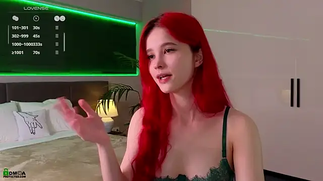 Rina Red online show from September 2025 01:39:02 AM