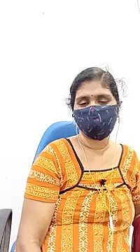 Snapshot of Lucky-Deepthi chatting on February 2025 10:25:01 PM Lucky-Deepthi online show from February 2025 10:25:01 PM