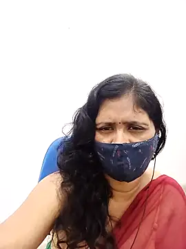 Snapshot of Lucky-Deepthi chatting on March 2025 11:32:02 PM Lucky-Deepthi online show from March 2025 11:32:02 PM