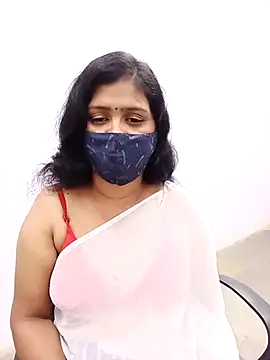 Snapshot of Lucky-Deepthi chatting on March 2025 02:01:02 AM Lucky-Deepthi online show from March 2025 02:01:02 AM