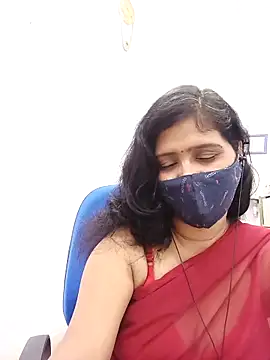 Snapshot of Lucky-Deepthi chatting on March 2025 11:28:02 PM Lucky-Deepthi online show from March 2025 11:28:02 PM