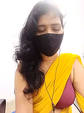 Snapshot of Lucky-Deepthi chatting on September 2025 01:07:02 AM Lucky-Deepthi online show from September 2025 01:07:02 AM