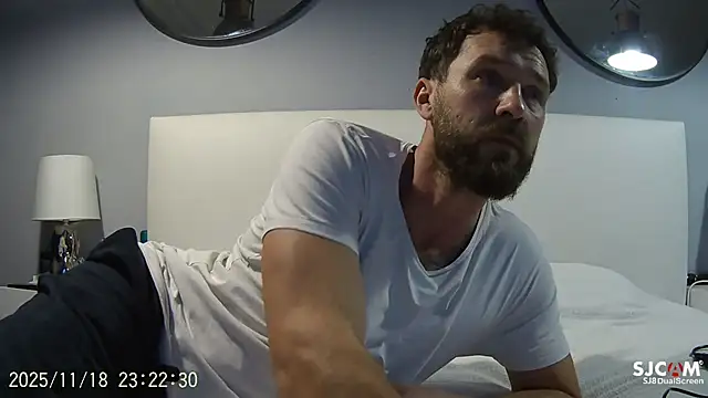 Snapshot of realdilf chatting on November 2025 09:19:02 PM realdilf online show from November 2025 09:19:02 PM