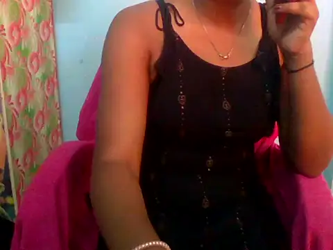 Snapshot of Barbie_183 chatting on June 2026 05:38:02 AM Barbie 183 online show from June 2026 05:38:02 AM