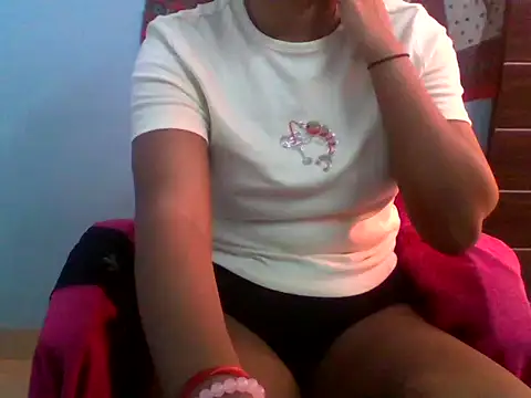 Snapshot of Barbie_183 chatting on June 2026 06:03:01 AM Barbie 183 online show from June 2026 06:03:01 AM