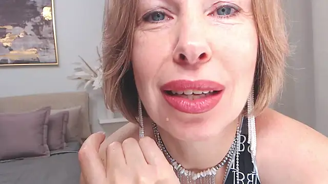 AnnyUBright online show from December 2025 01:58:01 AM