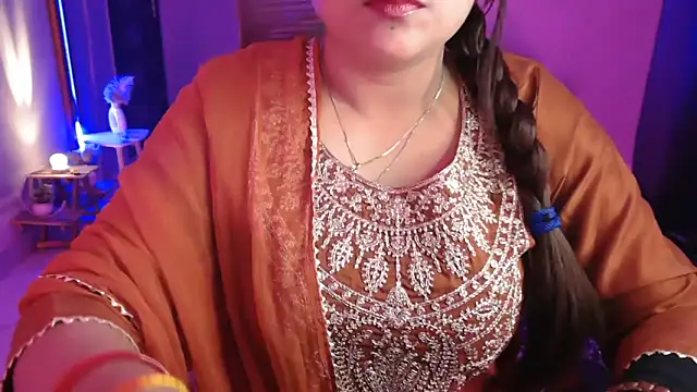 Mitikaa online show from December 2025 03:07:02 PM