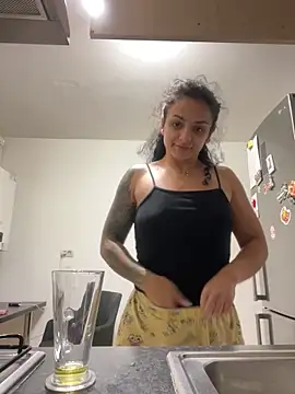 NNNoire online show from October 2025 04:47:01 PM