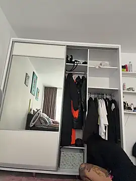 NNNoire online show from January 2026 10:40:01 AM