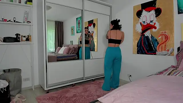 Snapshot of NNNoire chatting on May 2026 05:57:02 AM NNNoire online show from May 2026 05:57:02 AM