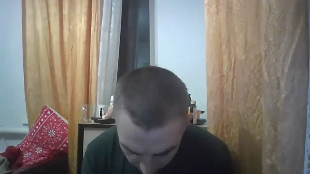 Snapshot of ParaFox chatting on January 2025 06:17:02 PM ParaFox online show from January 2025 06:17:02 PM