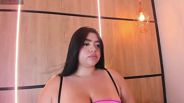 ashlyn parker online show from December 2025 09:42:02 PM