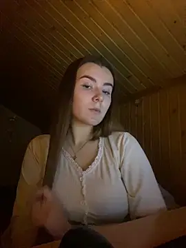 mewKate online show from February 2025 07:00:01 PM