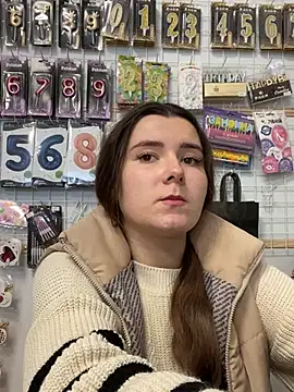 mewKate online show from April 2026 12:43:02 PM